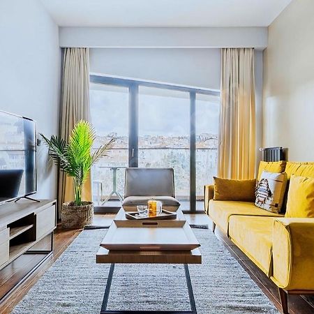 Flats And Rooms Near Taksim Square 伊斯坦布尔 外观 照片